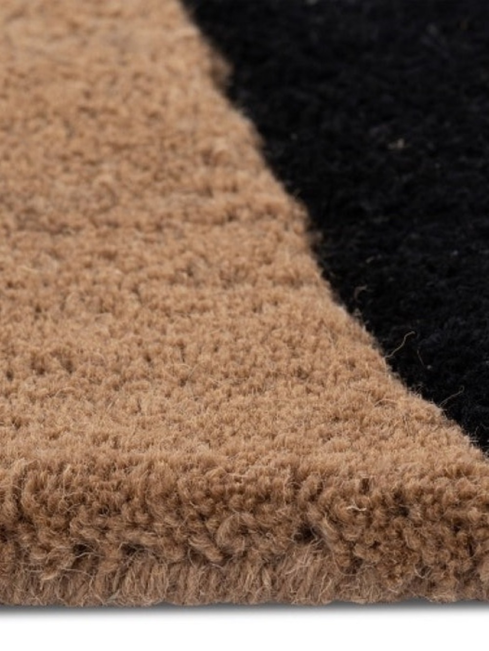 Viana Abstract Hand Tufted Wool Area Rug - Picture 3 of 4